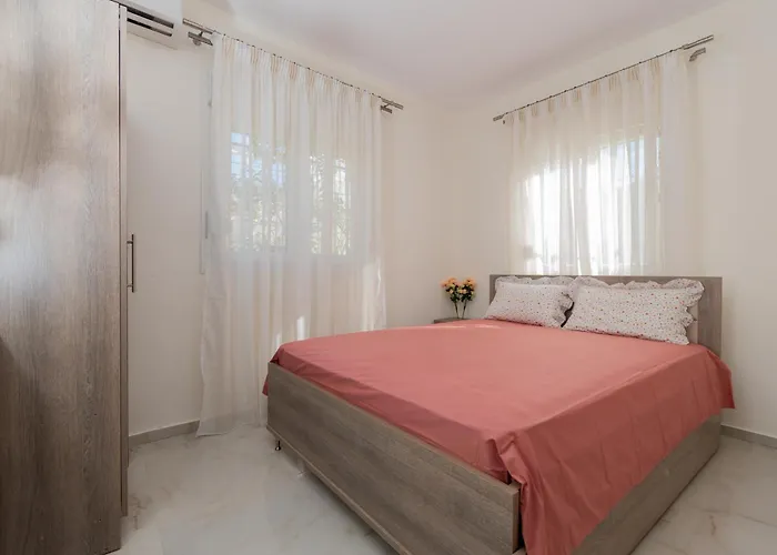 Paradise House * Neos Marmaras