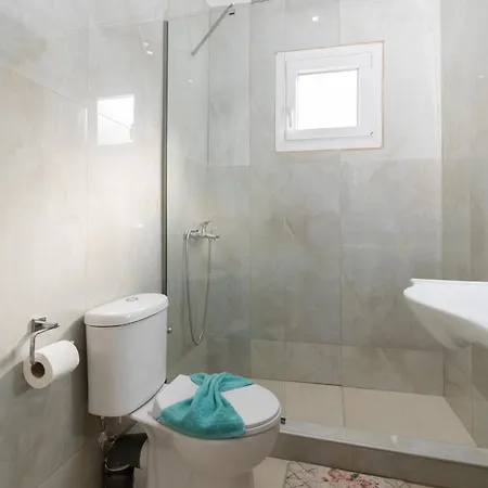 Paradise House Apartment *
