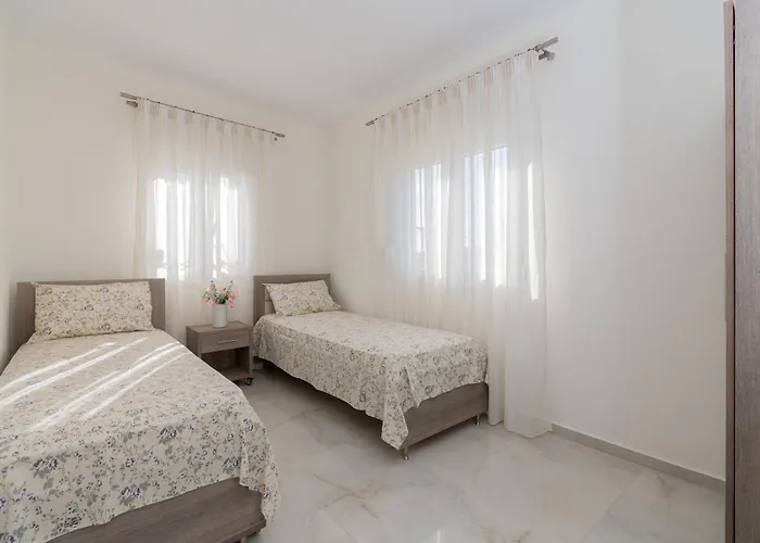 Paradise House *