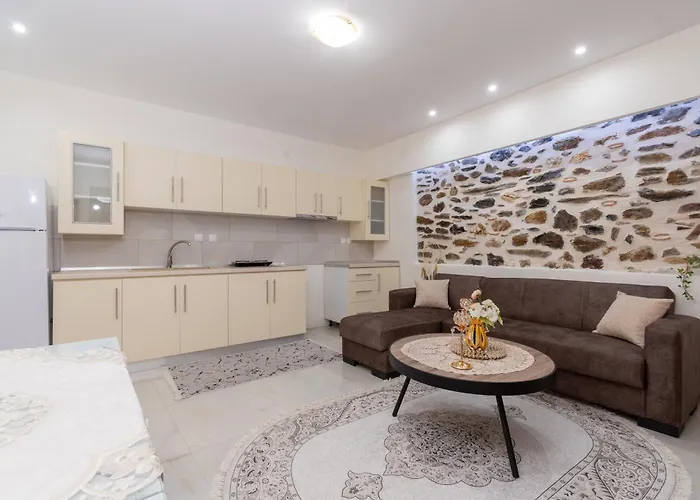 Апартаменты Paradise House Неос-Мармарас