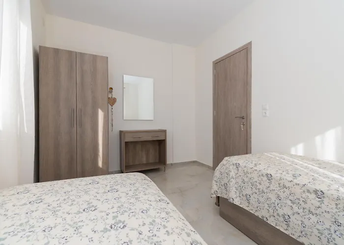 Апартаменты Paradise House *
