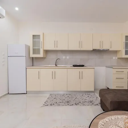 Апартаменты Paradise House Неос-Мармарас