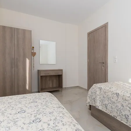 Апартаменты Paradise House *